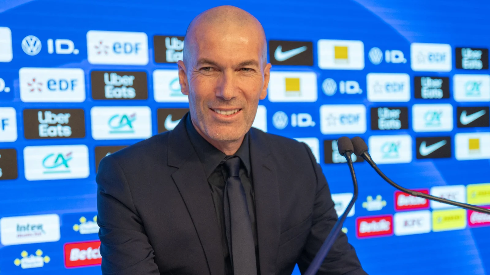 Zinedin Zidan Kilian Mbappeni terma jamoa sardori sifatida qoldirdi
