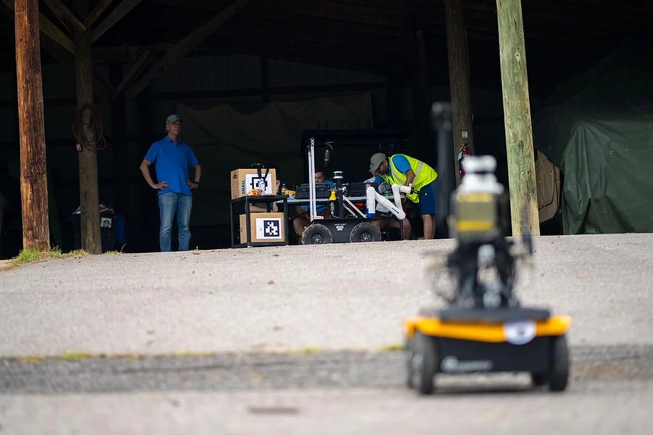 NASA mustaqil qaror qabul qiluvchi aqlli robotlarni sinovdan o'tkazdi