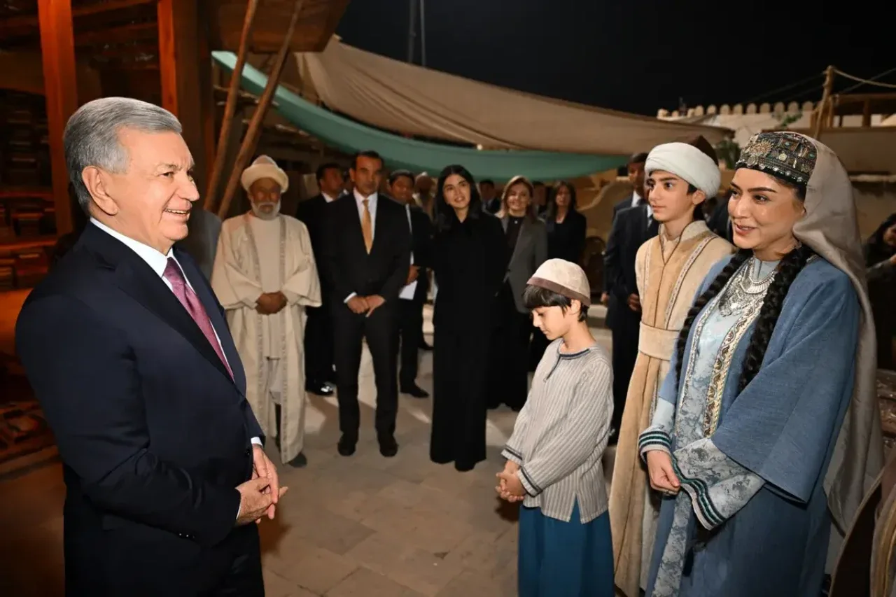 Prezident Ibn Sino haqidagi filmning suratga olish jarayoni bilan tanishdi