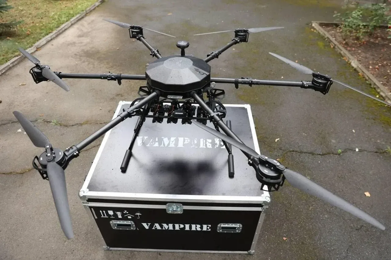 L3Harris va Palantir sun'iy intellekt yordamida dronlarga qarshi majmualarni takomillashtiradi