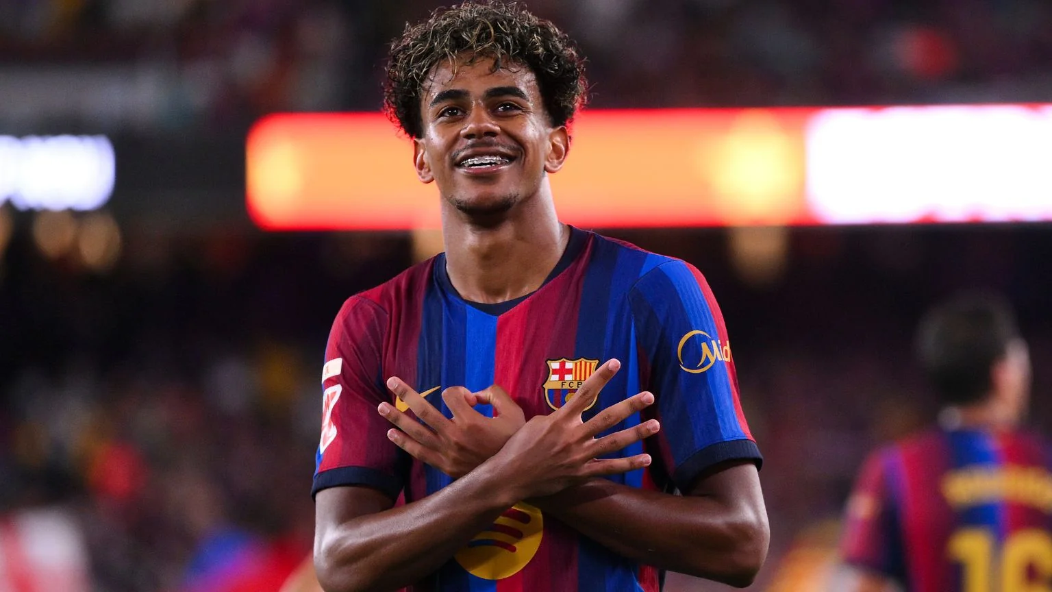 Andres Inyesta Lamine Yamalning yorqin o'yiniga yuqori baho berdi