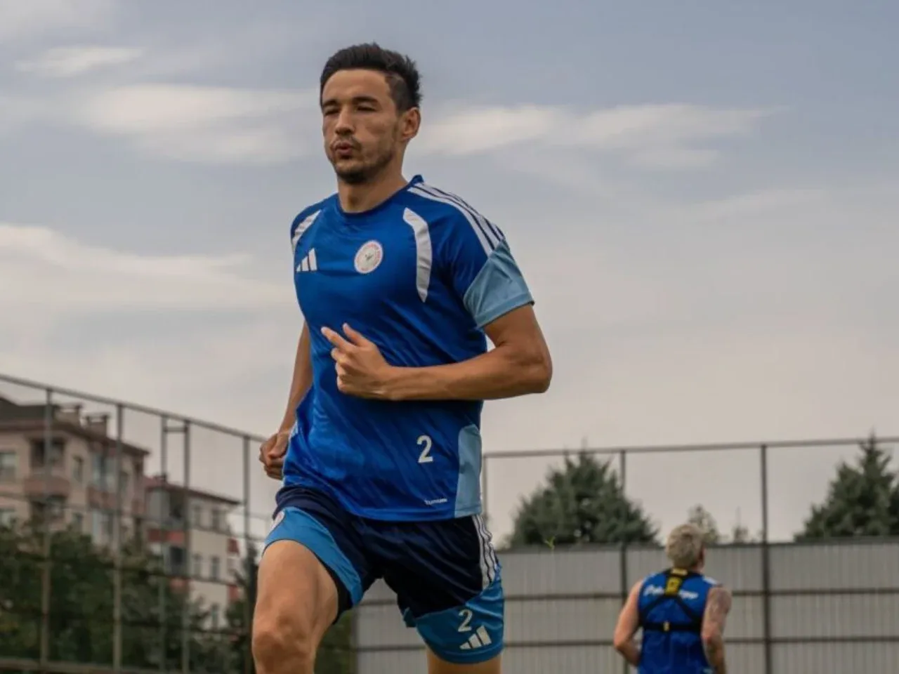 «Rizespor» bosh murabbiyasi Aliqulov salomatligi haqida ma'lumot berdi